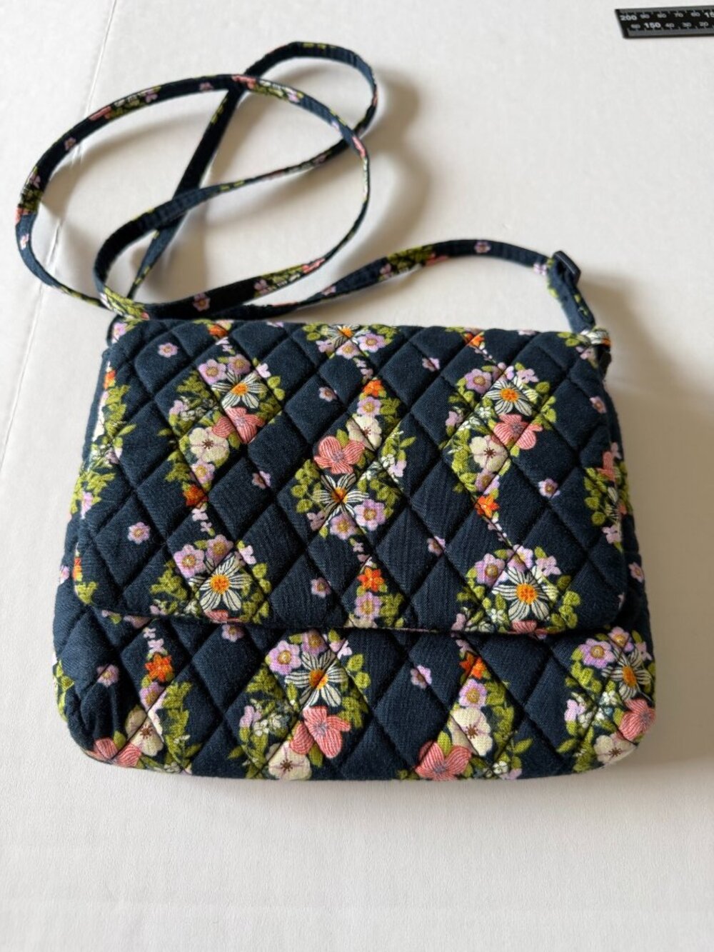 Vera Bradley navy floral cotton quilted crossbody purse, excellent condition